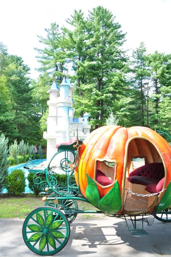 Six Flags Great Escape Lodge & Indoor Waterpark Queensbury Eksteriør billede