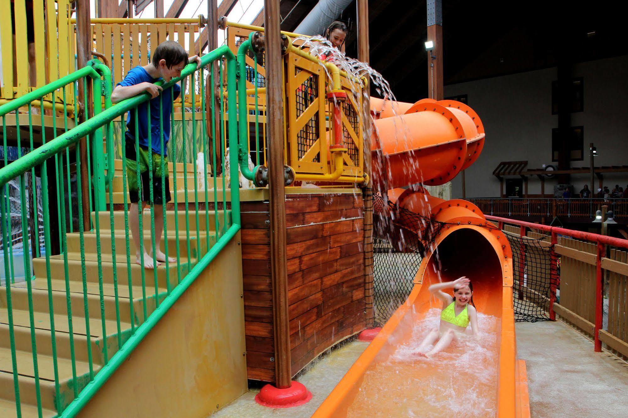 Six Flags Great Escape Lodge & Indoor Waterpark Queensbury Eksteriør billede